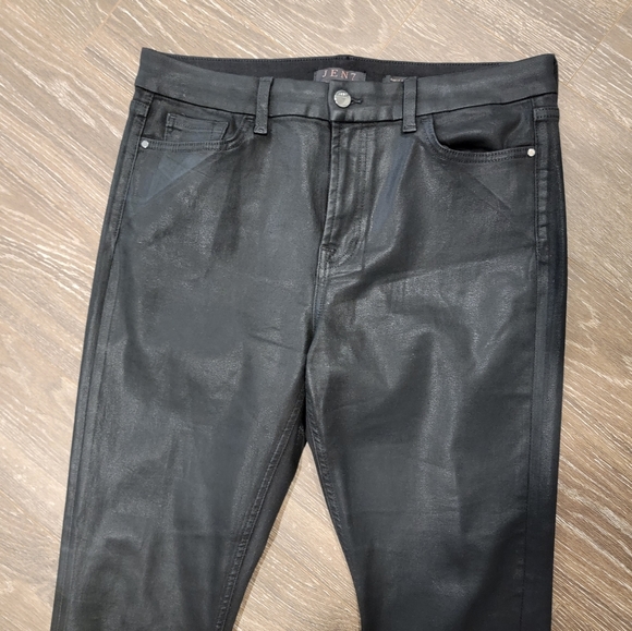 JEN7 BY 7 FOR ALL MANKIND Size 12 Black Sheen Ankle Skinny Jeans. - Picture 4 of 8